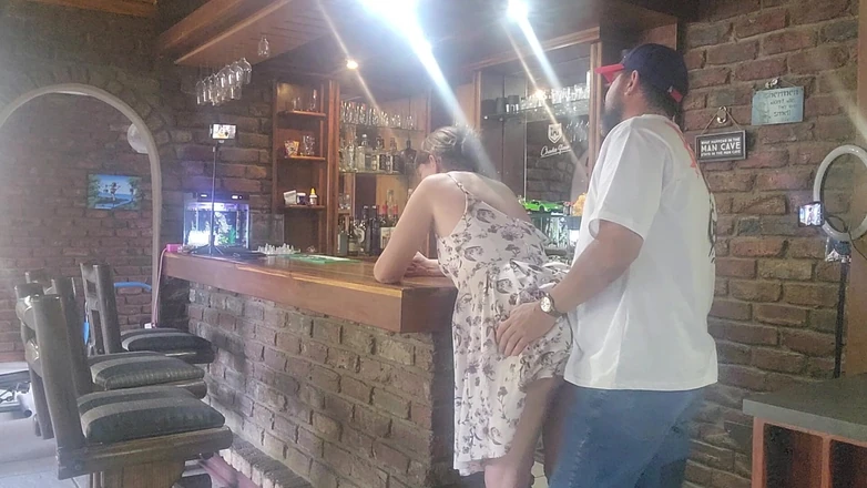 Sparowdox: मेरी छुट्टी पर Barlady की उंगली से चुदाई