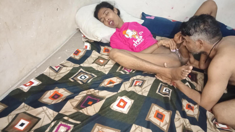 Truefuker: Une bhabhi desi se fait baiser