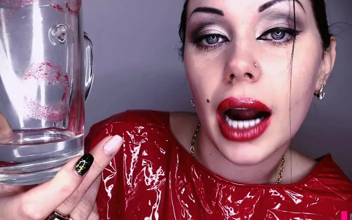 Goddess Misha Goldy: Pray My Lipstick Marks 2!