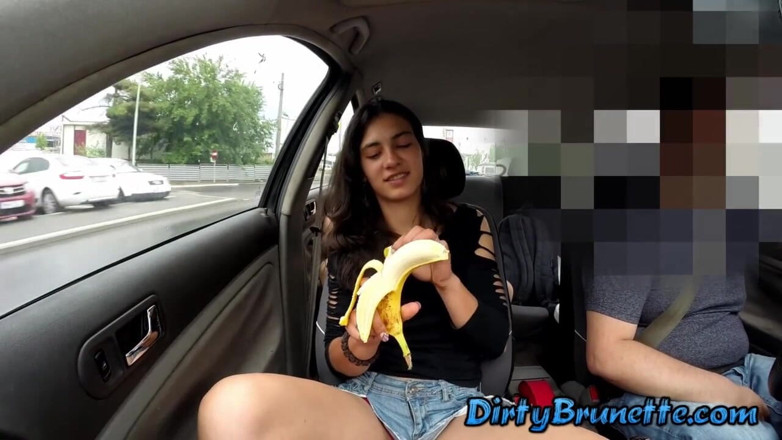 Dirty Brunette: 102 minutos puta casada chupa y folla con varios hombres...