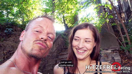 Hitzefrei: Outdoor-fick! Teen Minas muschi isst einen creampie!