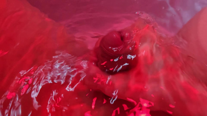 Velvet Akage: Unter wasser kommen