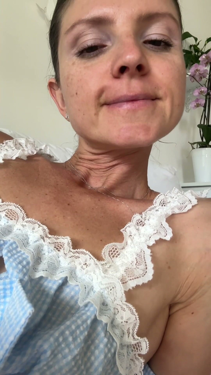 Gina Gerson: Cleanng Lady Solo POV Role Play