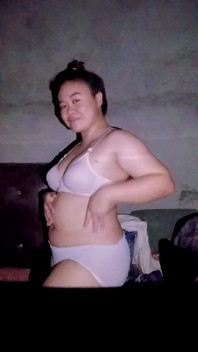 Eu estou com tesão e quero um pouco de foda