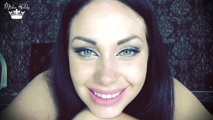 Goddess Misha Goldy: ザーメンカウントダウンで私の顔全体にザーメンクリップ!