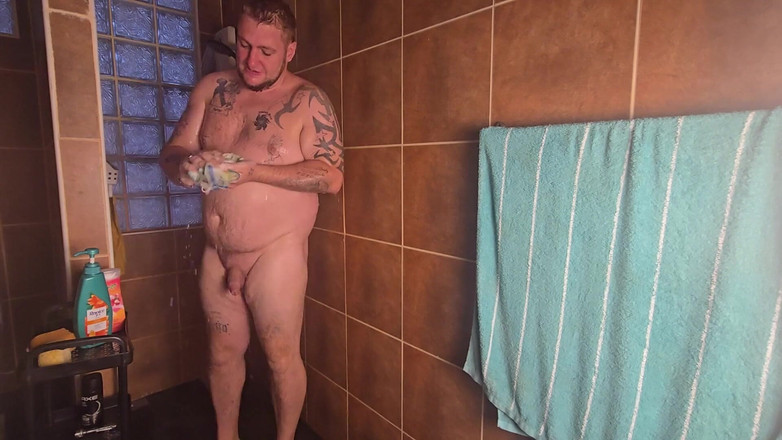 Jimbob Star GAY: Jimbob становится мокрой и грязной в душе