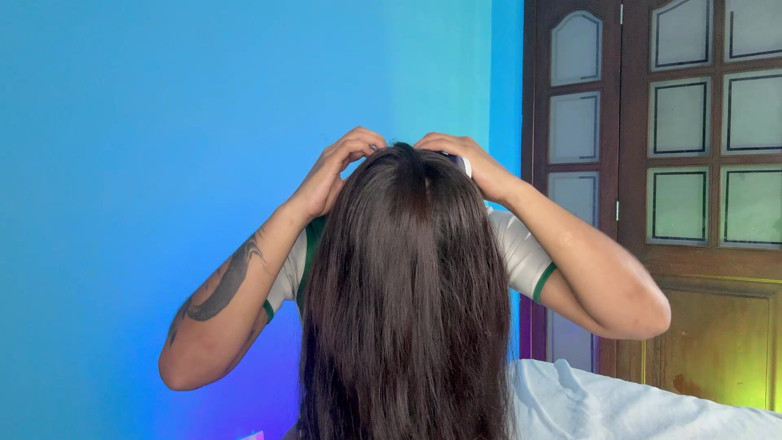 Rollerpublic: Playing with My Straight Hair