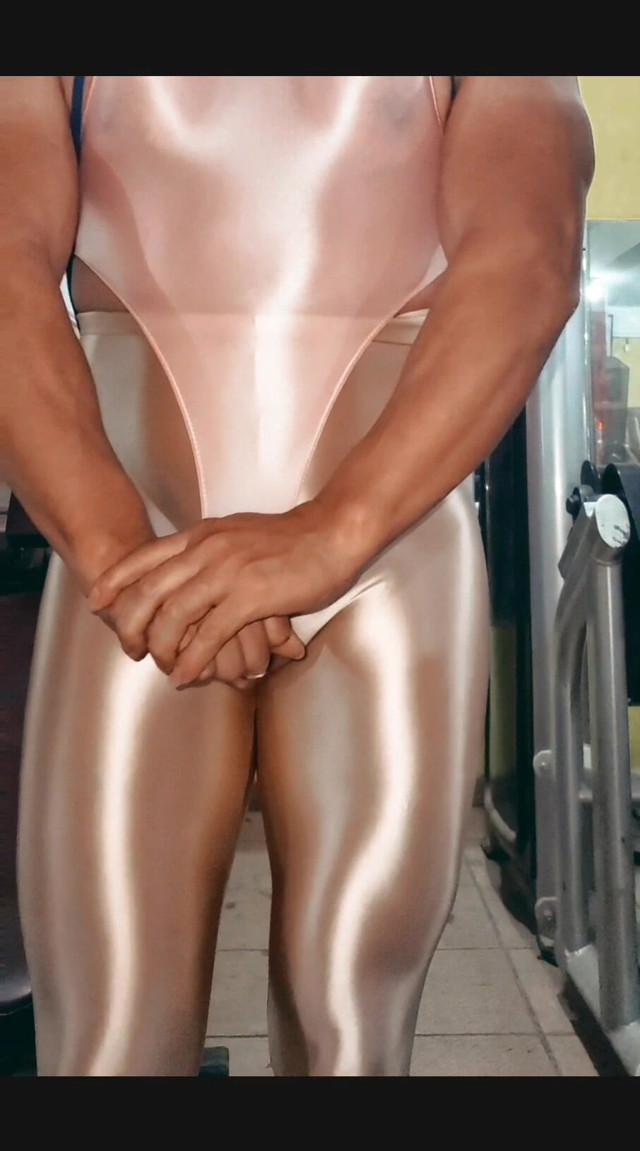 Before Workout Gym (AtreyuFitSpandexx) Before Workout Gym (AtreyuFitSpandexx)