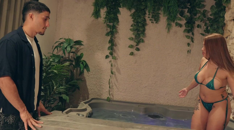MilanRodriguez: Slut Gets Hot Tub Technician in Bikini to Fuck