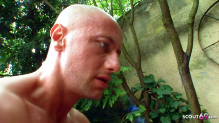 Full porn collection: Quando ela não está na rua, ela faz pornô
