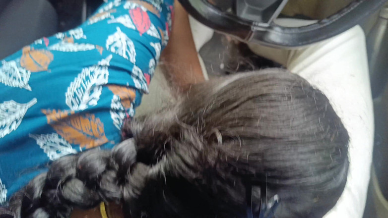 Inba: Office Manager Enjoying Hot Romance with Married Colleague Inside Car...