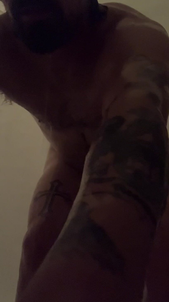 Jason blount: Duscha