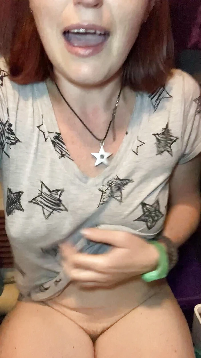 MistressWriggler: Wanking to Get the Wee Out Ahead of a Proper...