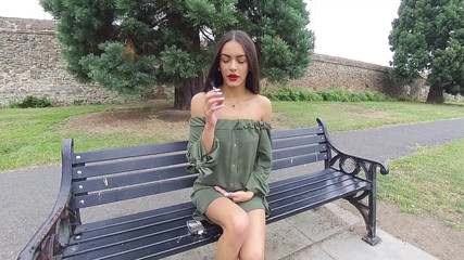 VR smokers HD-2D Videos Only: Kim Model - kouření