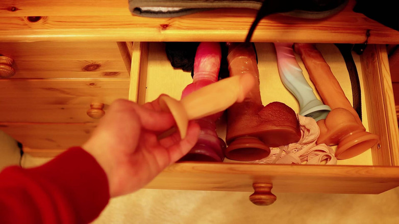 JessieHH: Przypadkowo orgazm wewnątrz upokorzonej przyrodniej siostry