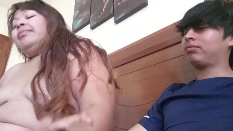 Moo DBOXXX: Ibu tunggal kecanduan seks, aku bertemu dengannya di Facebook dan...