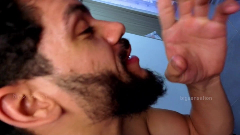 Bigsensation21: Üvey erkek kardeşimden büyük bir döl aldıktan sonra götüm tamamen...