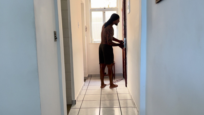 Felipe Nuru: When the Coach Came to Pick up the Intercom.. and...