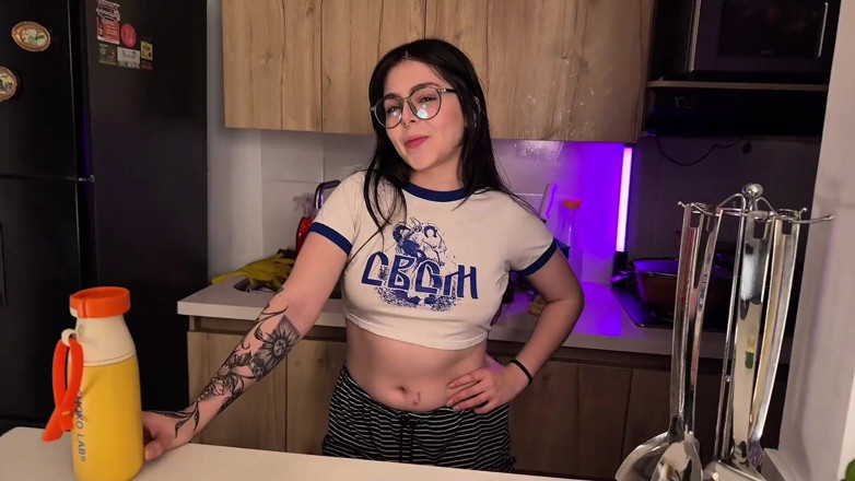 DaliaMorgan: Tradendo la mia ragazza con la mia sorellastra