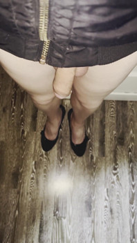 계집애 남편 볼을 때리는 펨돔 마누라