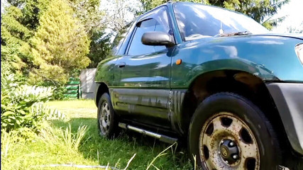 Alexa Cosmic: Gadis trans seksi lagi asik cuci di dalam mobil dengan...