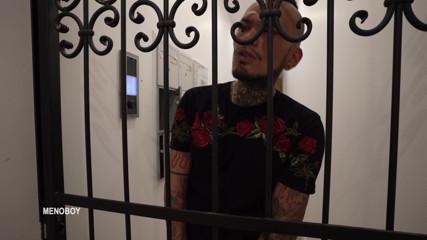 Menoboy: Pablo Bravo Blows Away the Sexy Frenchman