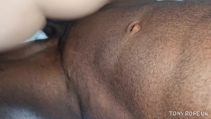 Tony Rope: Đập máy bay bà già người Anh Iv Mackenzie Page