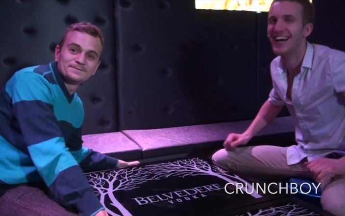 Ass slut fucked bareback: 2216 Blonďatá Twink ošukaná raw od Sexy Top Blnd Domiannt