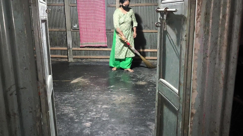 SAFI-SEXY: Eu adormecei minha tia e comecei a transar com ela...