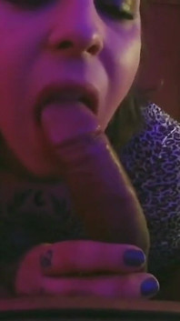Sa première fois avec une trans, je crois qu’il est devenu accro à ma bouche et à mon cul