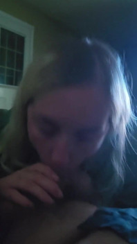 Kouření pozdě v noci – Mama_Foxx94
