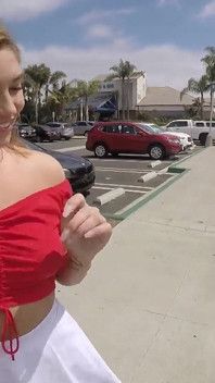 La mora amatoriale formosa fa il primo porno