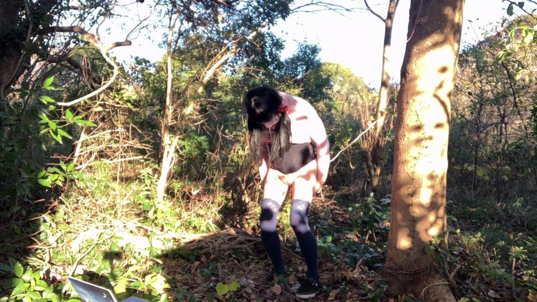 megu2002: Chodil(a) vybrat houby a našel vibrátor Xxxxx