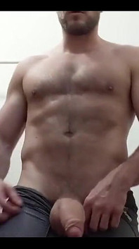 今日はダブルパンチです!wsのビデオと、この小さなジャークオフビデオには、私のセクシーな新しいアスレチックギアを着た私が登場します。