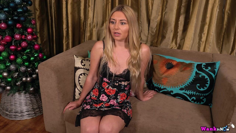 Wank it Now: Sophie K - uroczysta fuckery część 2