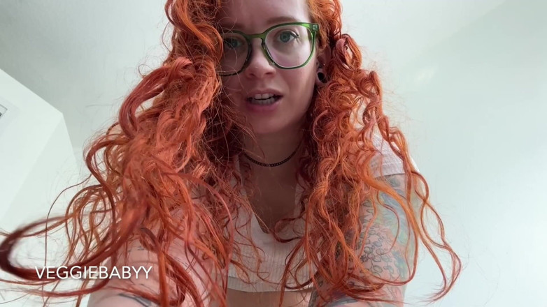 Veggiebabyy: Executrix Ketawa Dan Melancap Pada Kebolehan Anda Sepenuhnya