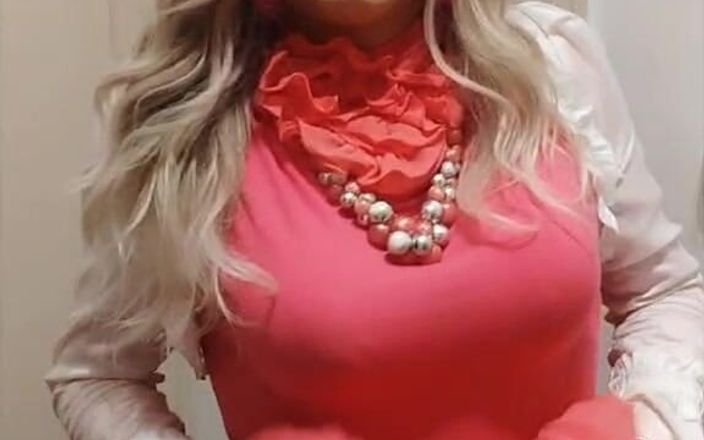Erica Doll: 계집애 인형 재미