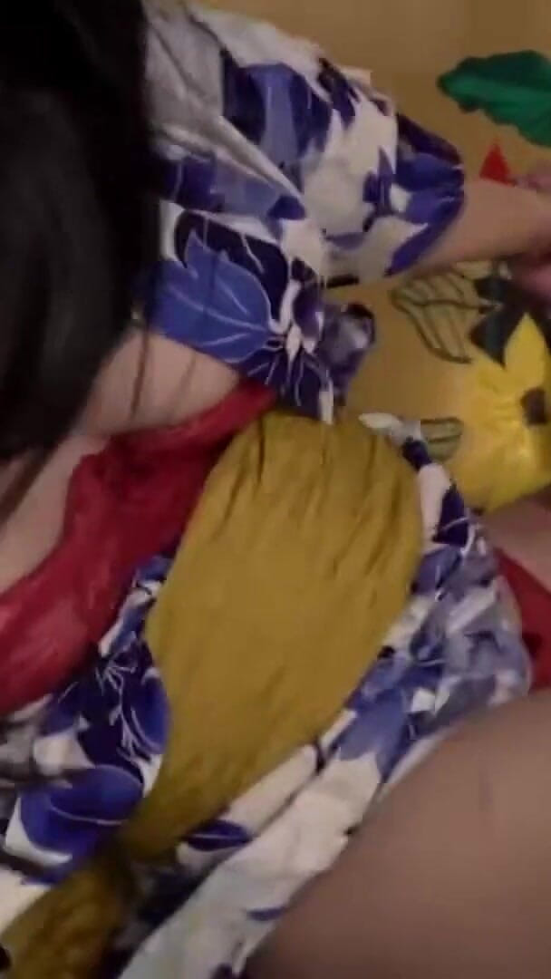 Juicy Bounce JAV Club: Darts agățată în Tokyo - capitolul 1