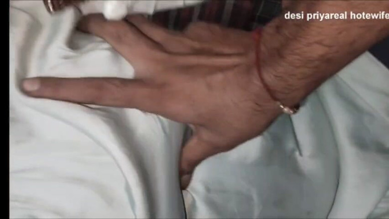 Desisexycpl123: Priya Bhabhi em foda dura com sua aluna muito duro