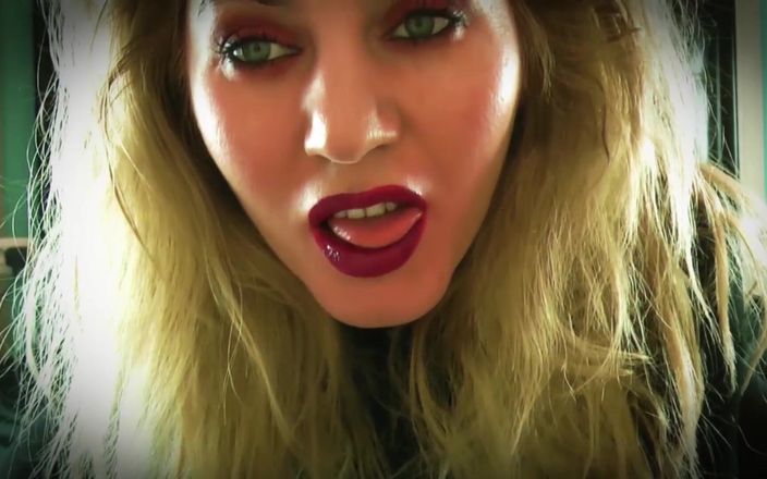 Goddess Celine: Negarea orgasmului