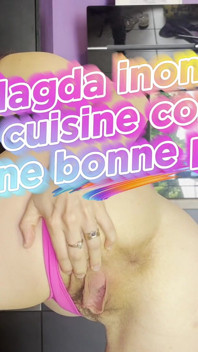 Magda the Squirt Queen Dildoes and Floods Her Kitchen - Extreme Solo Squirt