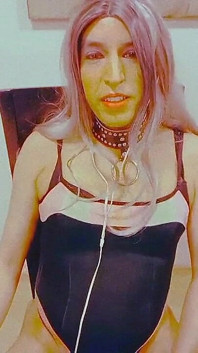 Sissy Crossdresser Masturbating