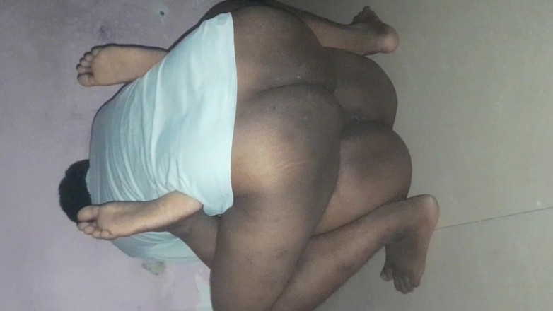 nagmanaeem: Malu Bhabhi Ko Raat Mein Choda Jab Mohalla Ki Light...
