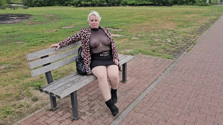UserBitch1: Marche Frivole