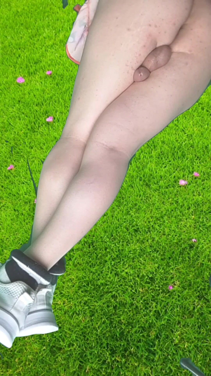 Kitty_Cross: Prdelatá Blonde Femboy Sladká Šťavnatá Prdel Hladké Stehna Lízátko Sissy