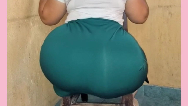 Xprohibidox1: Shepherdess berpantat besar