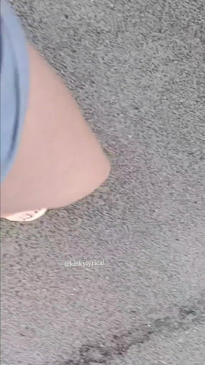 Kinky Lyrical: Asmr - Gravel and Flipflops