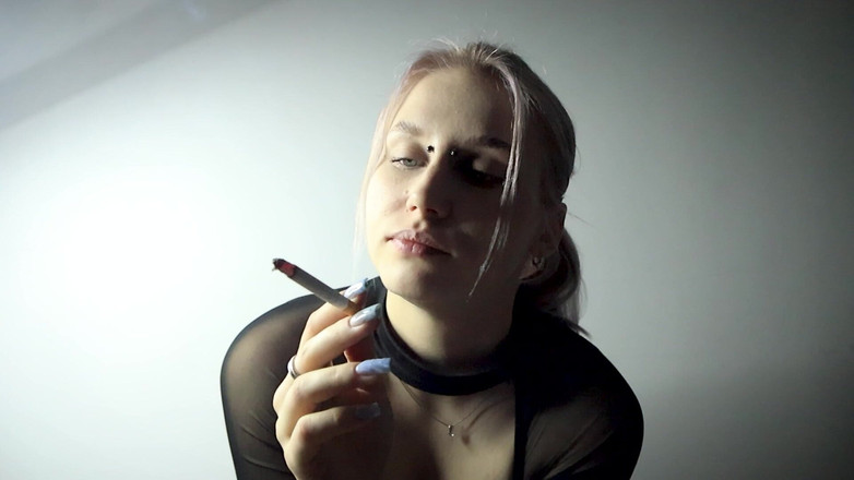 MertyXXX: Trò chơi gạt tàn