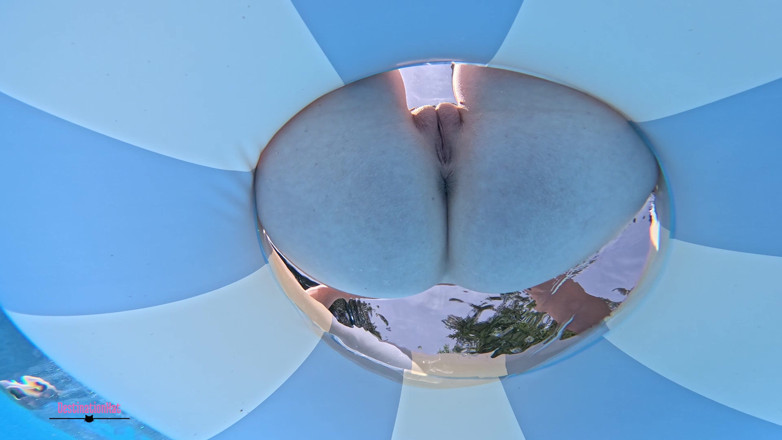 Destination Kat: Regarder de dessous