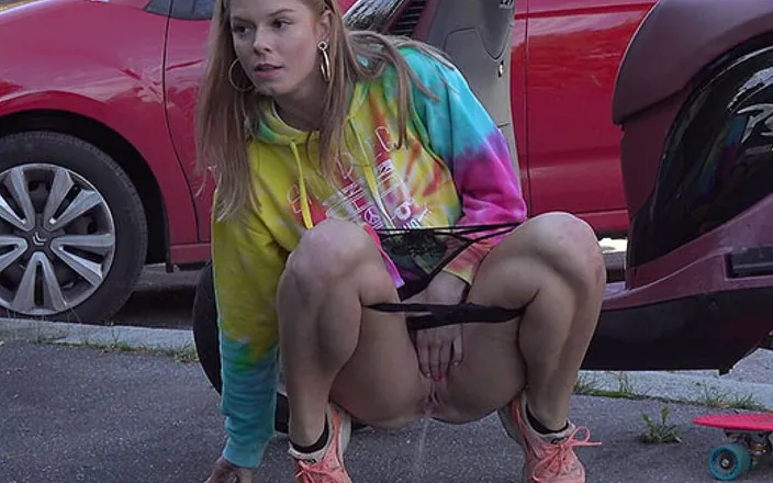 Puffy Network: Skate or Pee! by Got2Pee where girls come to piss